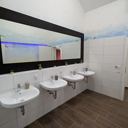 Ruhiges Einzelbett Mit Wlan & Tv Lohmar